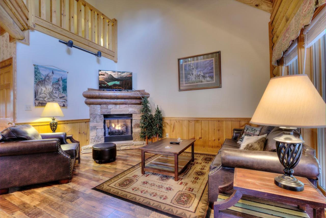 Great Wolf Cabin In Pigeon Forge!ヴィラ エクステリア 写真
