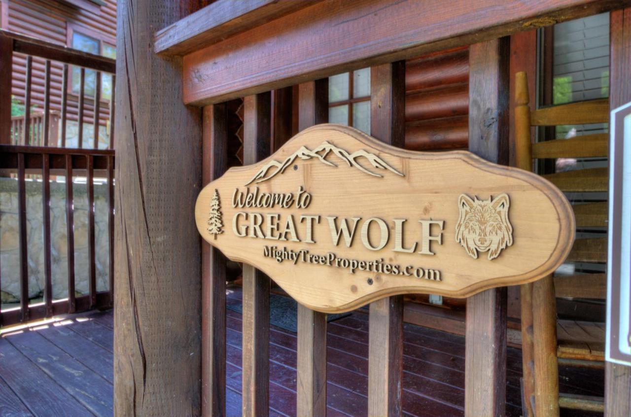 Great Wolf Cabin In Pigeon Forge!ヴィラ エクステリア 写真